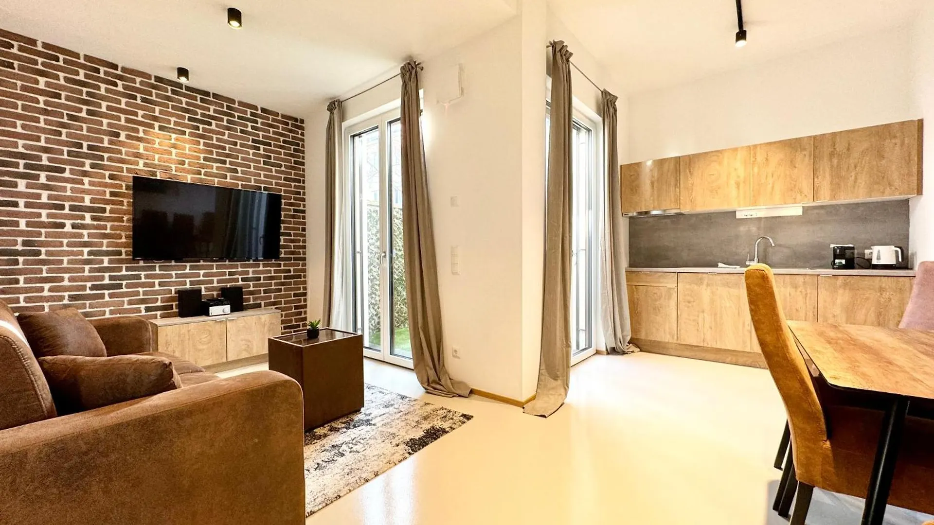 Moebliertes Apartment Mit Terrasse Vienna